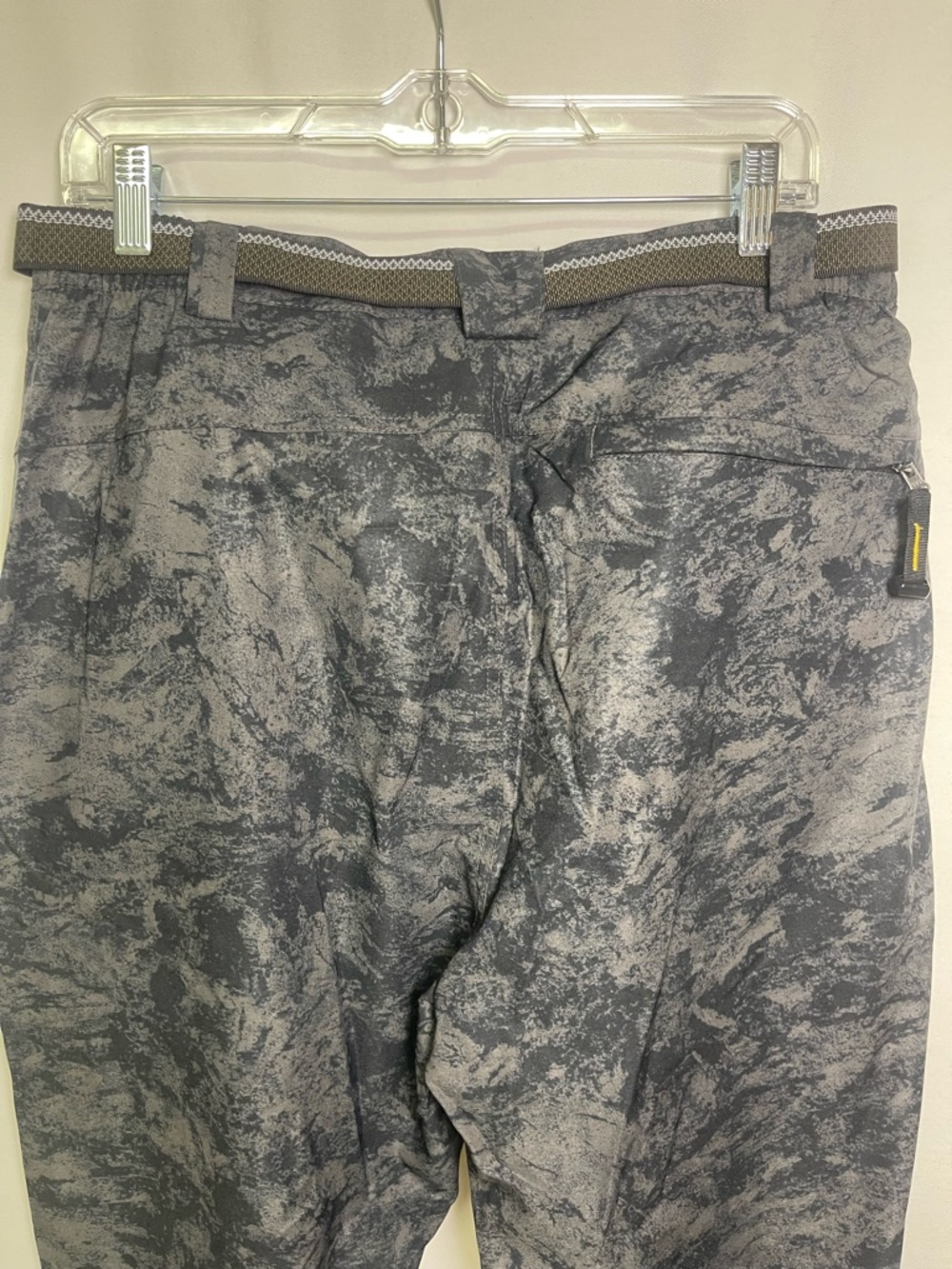 SIKAINI Outdoor Camouflage Utility Pants in Gray and Black - Picture 8 of 15